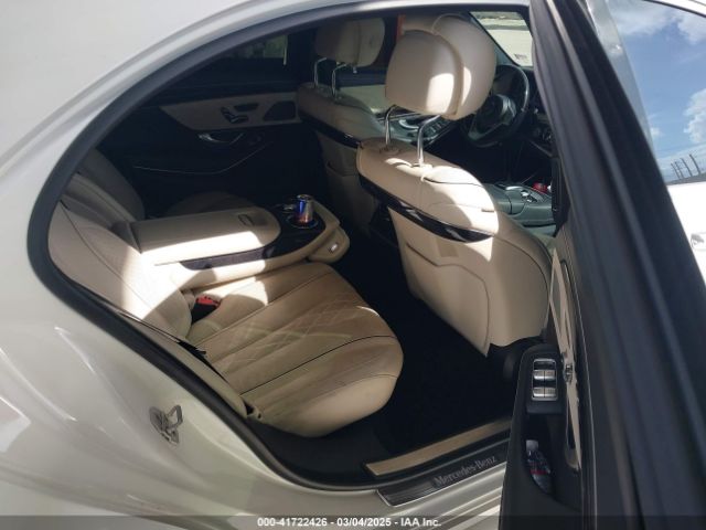 WDDUG8GB3JA380620 Mercedes-Benz S 560 4matic
