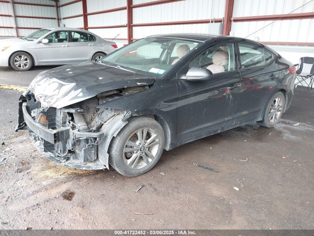 5NPD84LF7JH371713 Hyundai ELANTRA SEL