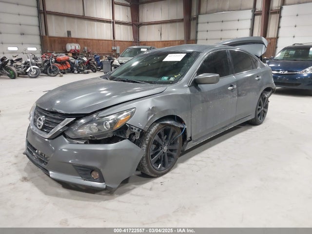 1N4AL3AP8HC211942 Nissan Altima 2.5 Sr