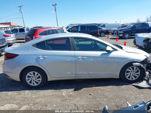 Hyundai ELANTRA SE 2019 5NPD74LF2KH471559 Image 13