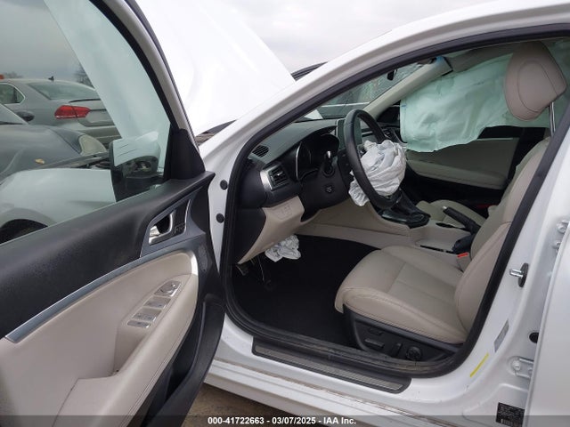 KMTG24LA0MU067346 Genesis G70 2.0t Rwd Manual