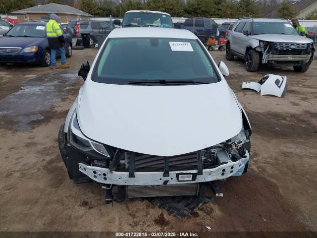 1G1BE5SM5H7106284 Chevrolet Cruze Lt Auto