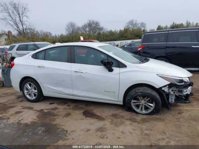 1G1BE5SM5H7106284 Chevrolet Cruze Lt Auto