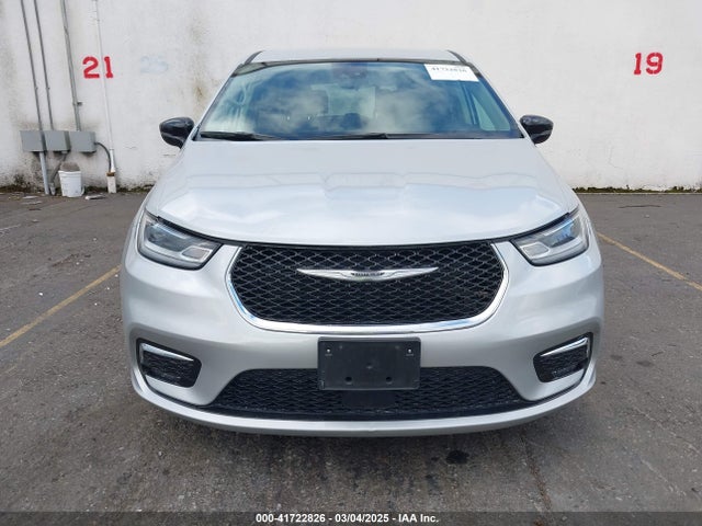 Chrysler Pacifica Touring L 2024 2C4RC1BG5RR148047 Image 12