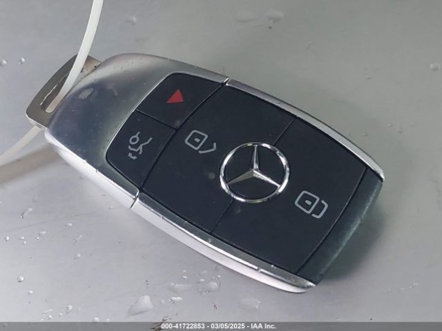2020 MERCEDES-BENZ GLB 250 W1N4M4GB3LW050275 Photo 10