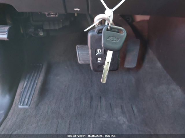 1GNSKBKC0FR106644 Chevrolet Tahoe Lt
