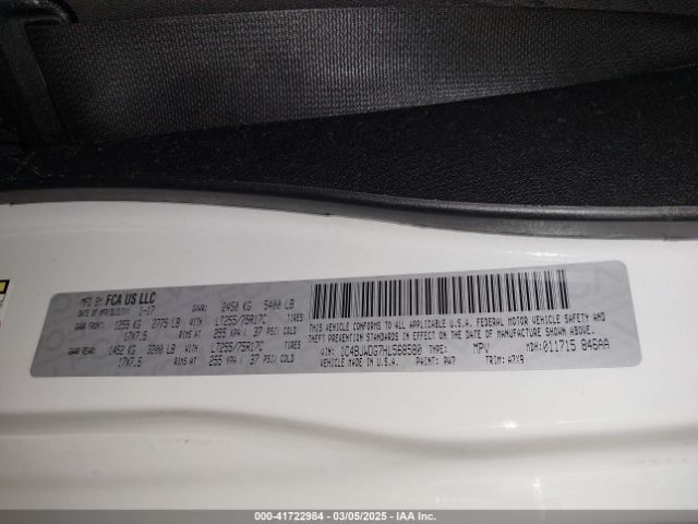 1C4BJWDG7HL568580 Jeep Wrangler Unlimited Willy Wheeler 4x4