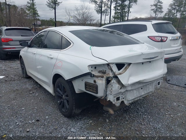 Chrysler 200 Limited 2015 1C3CCCABXFN546911 Image 3
