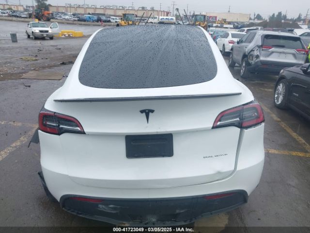 7SAYGDEEXRF230169 Tesla Model Y Long Range Dual Motor All-wheel Drive