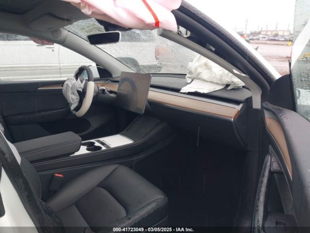 7SAYGDEEXRF230169 Tesla Model Y Long Range Dual Motor All-wheel Drive