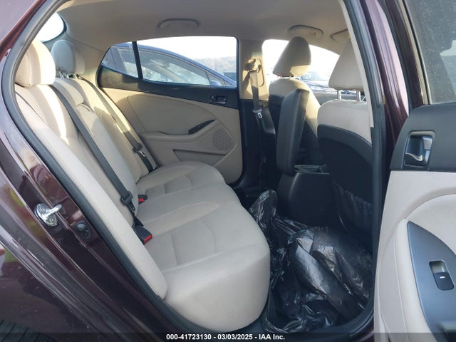 5XXGM4A75FG456623 KIA Optima Lx