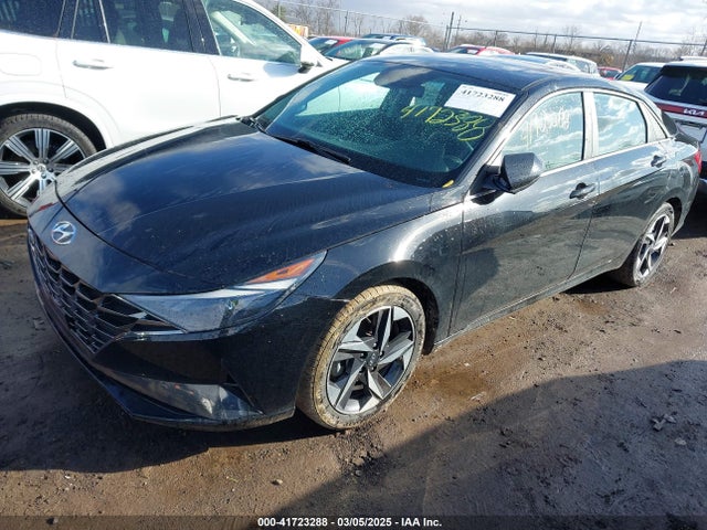 5NPLN4AGXNH069077 Hyundai ELANTRA SEL