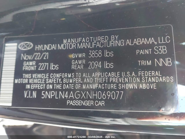 5NPLN4AGXNH069077 Hyundai ELANTRA SEL