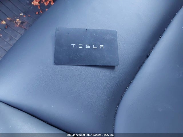 2023 TESLA MODEL Y 7SAYGDEE0PA178691 Photo 10