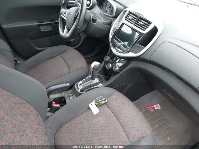 1G1JD6SBXK4114201 Chevrolet Sonic Lt Auto