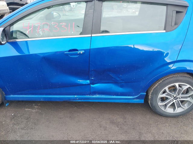 1G1JD6SBXK4114201 Chevrolet Sonic Lt Auto