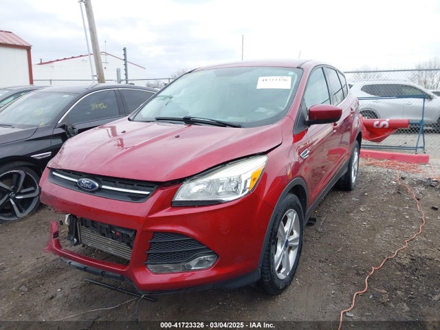 1FMCU0GX7EUA74953 Ford ESCAPE SE