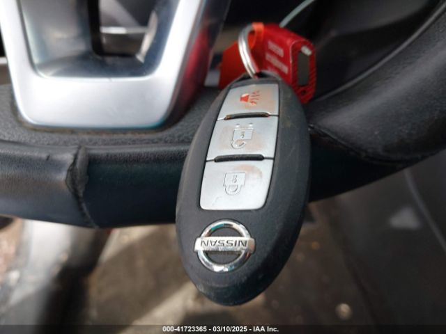 3N1CP5CU7KL564239 Nissan KICKS S