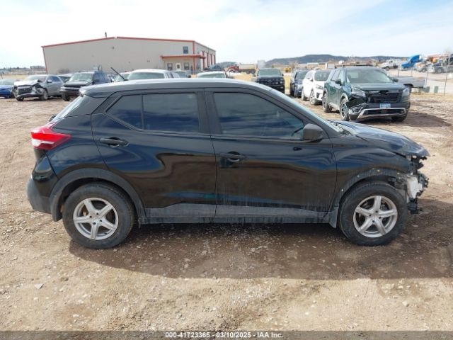 3N1CP5CU7KL564239 Nissan KICKS S