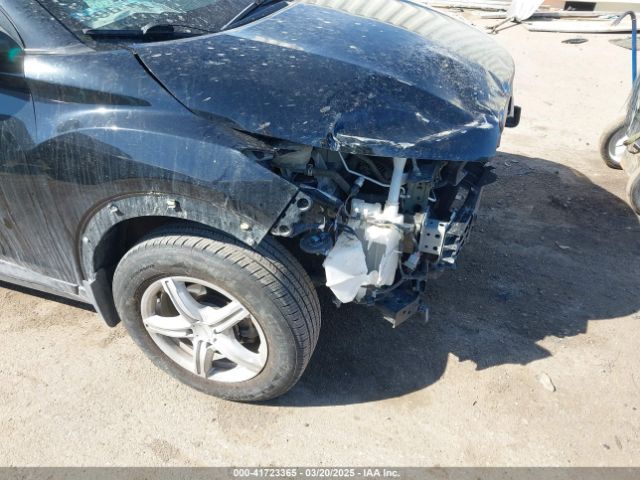 3N1CP5CU7KL564239 Nissan KICKS S