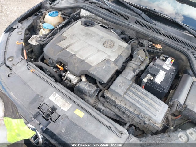 41723367 :رقم المزاد ، 3VWLL7AJ8BM109971 vin ، 2011 Volkswagen Jetta 2.0l Tdi مزاد بيع