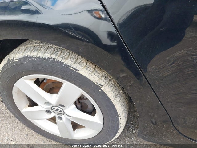 41723367 :رقم المزاد ، 3VWLL7AJ8BM109971 vin ، 2011 Volkswagen Jetta 2.0l Tdi مزاد بيع