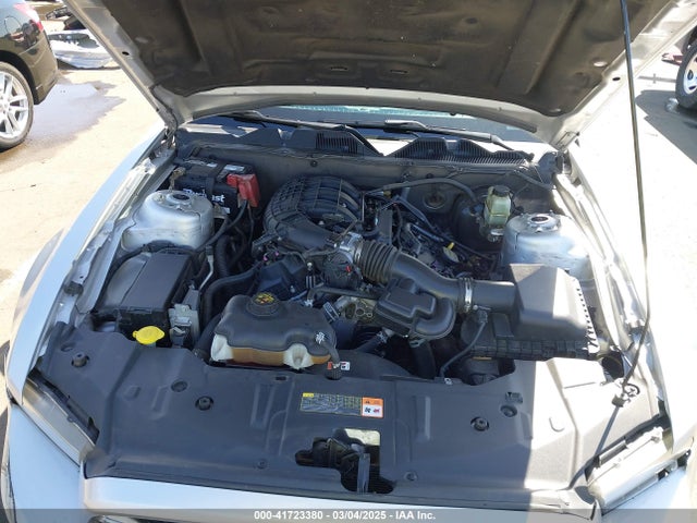 1ZVBP8AM3E5321798 Ford Mustang V6