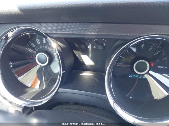 1ZVBP8AM3E5321798 Ford Mustang V6