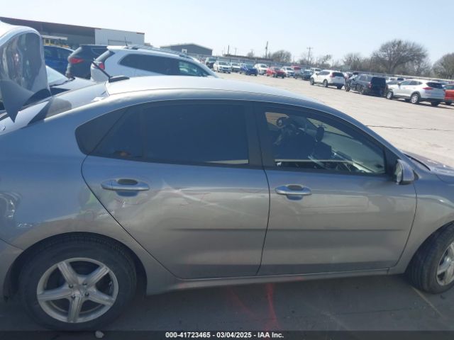 3KPA24AD7NE431084 KIA RIO S