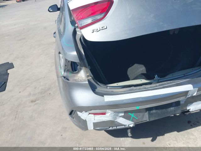 3KPA24AD7NE431084 KIA RIO S