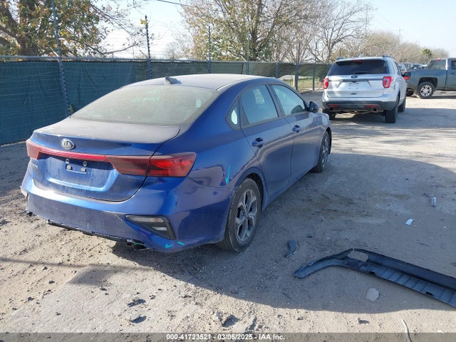 3KPF24AD1KE110742 KIA Forte Lxs