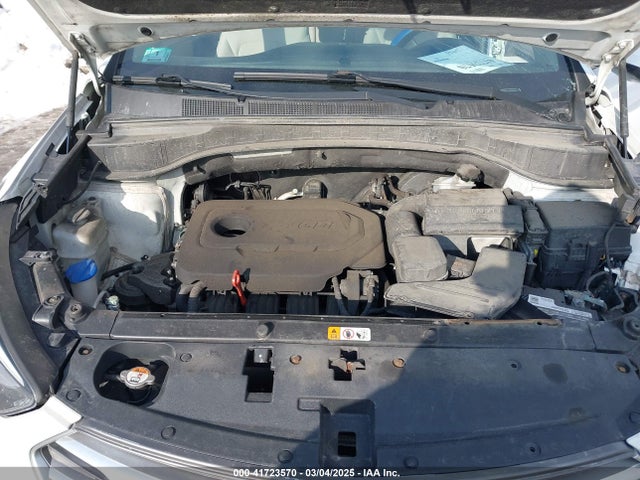 5NMZTDLB9JH106967 Hyundai Santa Fe Sport 2.4l