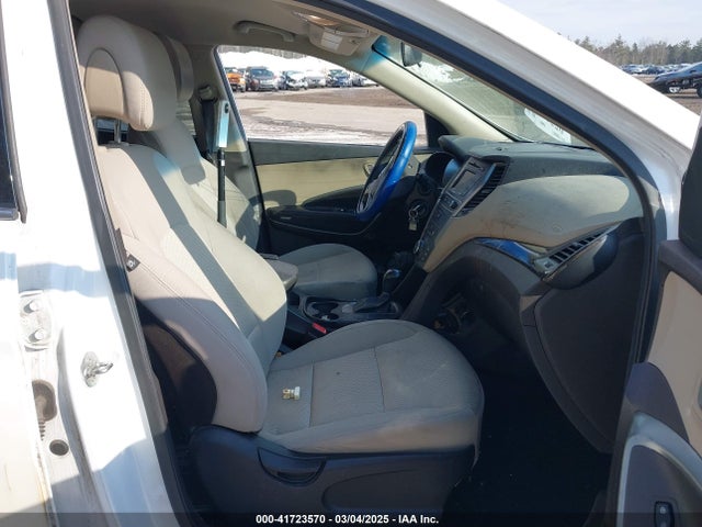 5NMZTDLB9JH106967 Hyundai Santa Fe Sport 2.4l