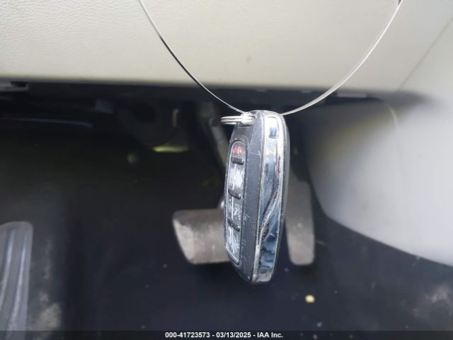 2020 CHRYSLER VOYAGER 2C4RC1DG1LR182281 Photo 10