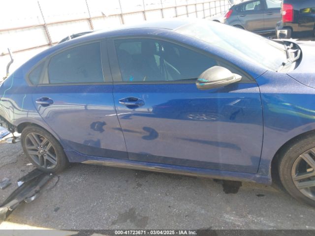 3KPF34AD3ME282383 KIA Forte Gt-line