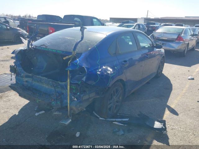 3KPF34AD3ME282383 KIA Forte Gt-line