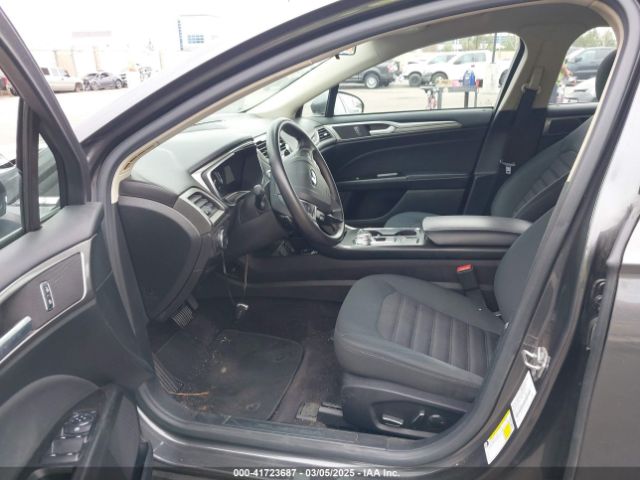 3FA6P0HD5HR293845 Ford FUSION SE