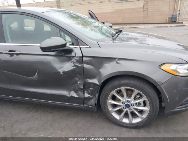 3FA6P0HD5HR293845 Ford FUSION SE