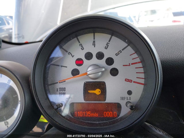 2011 MINI COOPER S WMWZP3C56BTX82699 Photo 6