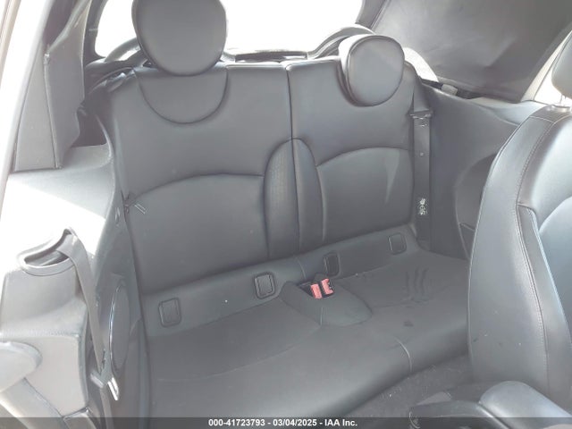 2011 MINI COOPER S WMWZP3C56BTX82699 Photo 7