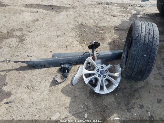 1FMCU9GD5HUB76458 Ford ESCAPE SE