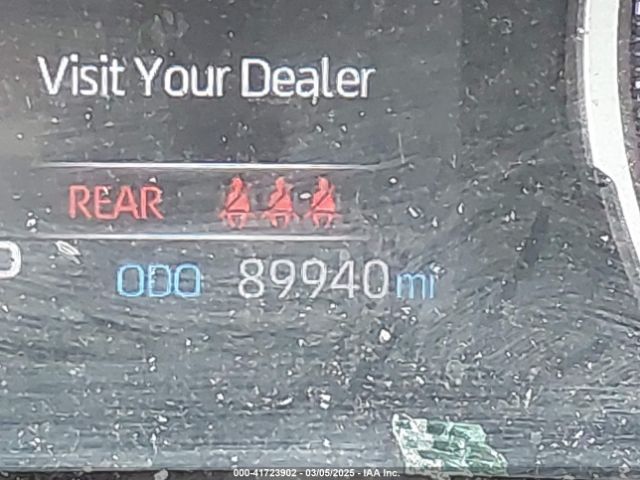 2T3H1RFV7LC046238 Toyota RAV4 LE
