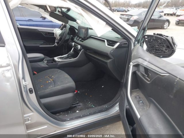 2T3H1RFV7LC046238 Toyota RAV4 LE