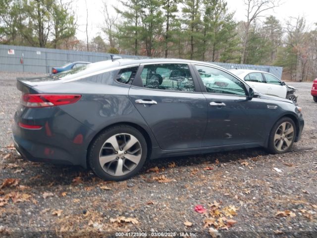 5XXGT4L38LG399424 KIA Optima S