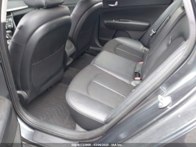 5XXGT4L38LG399424 KIA Optima S