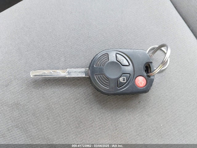 1FMCU0GX7GUC39581 Ford ESCAPE SE