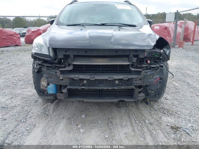 1FMCU0GX7GUC39581 Ford ESCAPE SE