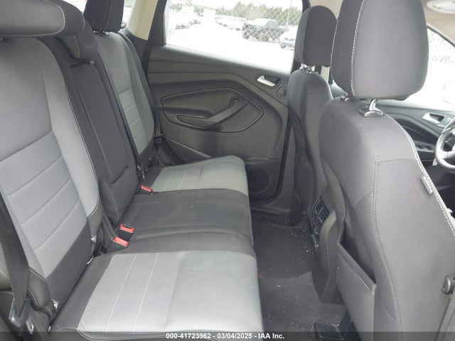 1FMCU0GX7GUC39581 Ford ESCAPE SE