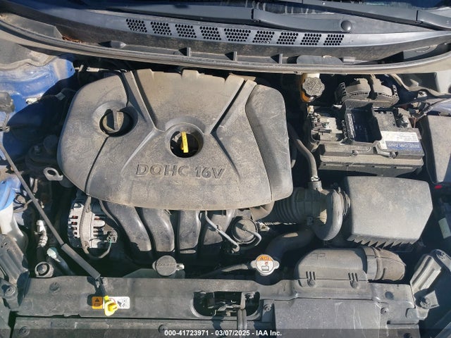 5NPDH4AE1GH720562 Hyundai ELANTRA SE