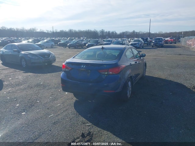 5NPDH4AE1GH720562 Hyundai ELANTRA SE
